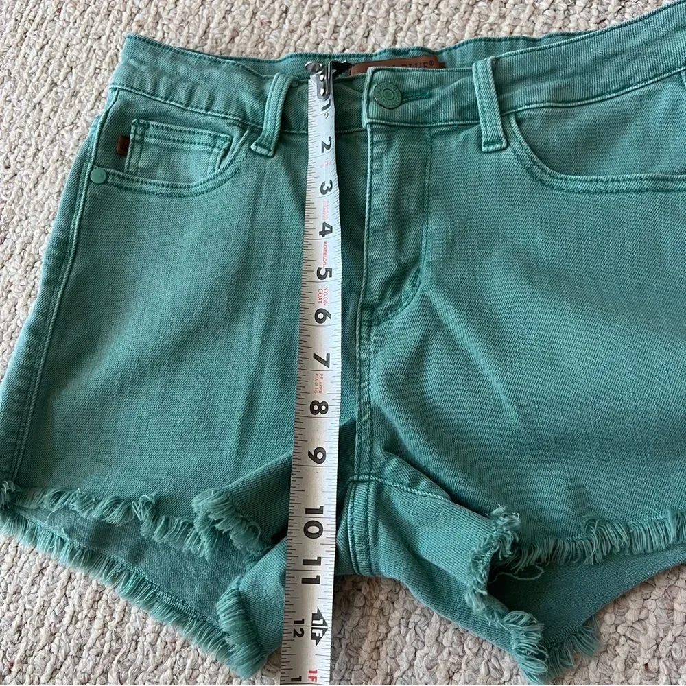 Judy Blue Mid Rise Fray Denim Cut Of Shorts
